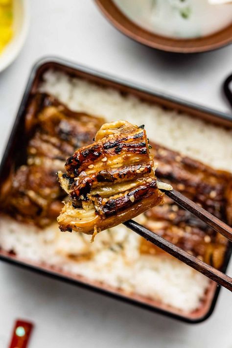 Vegan Unagi Don (Eggplant Kabayaki) うなぎ丼 - Okonomi Kitchen Eggplant Eel, Eggplant Unagi, Vegan Unagi, Unagi Don, Grilled Eel, Okonomi Kitchen, Meatless Entrees, Unagi Sauce, Vegan Japanese