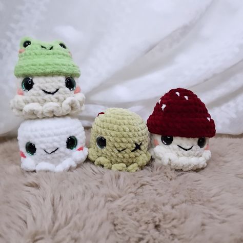 Here is the rest of the Ghosties! Besides Mr. Ghost with a frog hat, we also had Frankenstein, a Mr. Mushroom version and a "basic" ghost ! Which one is your favorite? *** 18 in 1 Pattern by: @anniecarrawayart *** #Ghost #crochet #Holidays #amigurumi #amigurumis #marketprep #disguise #ghosties #plushy #plushies #handmade Plushies Handmade, Ghost Crochet, Frog Hat, A Frog, Which One Are You, Frankenstein, Ghost, Stuffed Mushrooms, Amigurumi