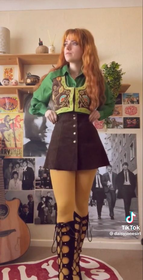 daisyjonesirl on tiktok Colorful 70s Fashion, 70s Funky Fashion, Authentic 70s Fashion, 60s Inspired Outfits, Maximalist Outfits, Eccentric Style, 60s 70s Fashion, 60s And 70s Fashion, 70s Outfits