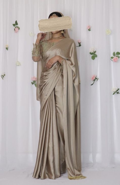 Modest Saree Look, Modest Saree Hijab, Hijabi Saree Style, Modest Lehenga, Modest Saree, Saree With Hijab, Eid Fits, Desi Clothing, Outfit Modest