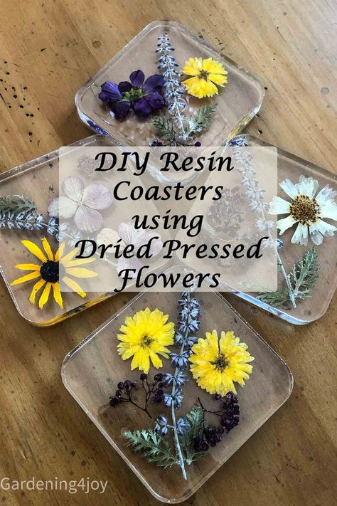 Flower Epoxy Coaster, Dried Flower Coasters Diy, Dried Flowers And Resin, Flowers In Resin Ideas, Dried Flower Resin Coasters, Epoxy Resin Crafts Flowers, Resin Coasters Diy How To Make, Spring Resin Ideas, Pressed Flowers In Resin