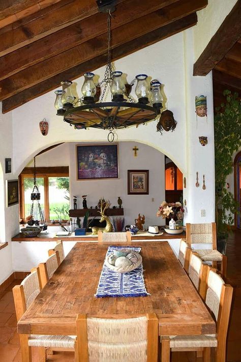 Hacienda Style Kitchen, Mexican Home Design, Style Hacienda, Mexican Style Homes, Modern Mexican Home Decor, Modern Mexican Home, Spanish Style Kitchen, Spanish Home Decor, Hacienda Style Homes