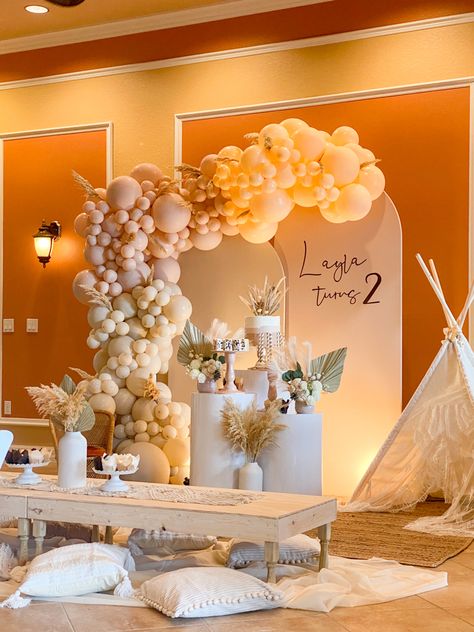 Neutral Tones Birthday Party, Neutral Tone Party Decor, Neutral Aesthetic Birthday Decor, Nuetral Pallete Birthday, Neutral Rainbow Balloon Arch, Bohemian Birthday Party Decoration, Neutral Balloons, Neutral Birthday Party, Bohemian Birthday Party