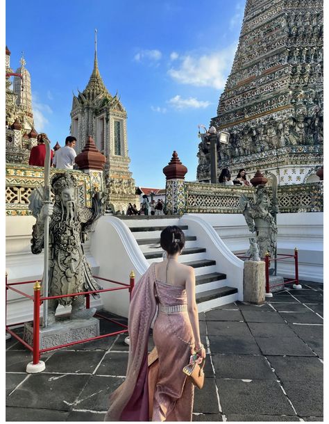 Negara Thailand, Thai Aesthetic, Thai Outfits, Bangkok Outfit, Thailand Dress, Chinese Princess, Ancient Chinese Clothing, Adobe Lightroom Photo Editing, Beachy Outfits