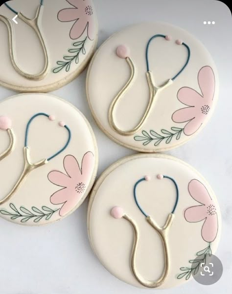 Nurses Cookies, Cute Stethoscope, Medical Cookies, Nurse Cookies, Royal Iced Cookies, Sugar Cookie Royal Icing, Iced Sugar Cookies, Graduation Cookies, Sugar Cookie Designs