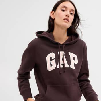 Women's New In | Gap® UK Gap Style, Hoodie Gap, Gap Outfits, Gap Sweatshirt, Gap Hoodie, Navy Uniforms, Gap Logo, Browning Logo, Hoodie Xxl