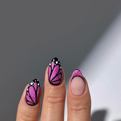 Marnie 🍒🌸🦋🌈✨ on Instagram: "finallyyy hopped on the butterfly wing trend 🤭  These cat eye butterfly nails lasted 2 whole days (in my world that means I was obsessed hehe) 🦋💞✨  • ring from @thechicwomen - code NAILOLOGIST for 25% off   #nails #nailinspo #nailart #naildesign #butterflynails #butterflywings #cateyenails #sparklynails #springnails #summernails" Butterfly Gel Nail Designs, Butterfly Summer Nails, Butterfly Wings Nails, Cat Eye Butterfly Nails, Butterfly Nails Gel, Sparkly Butterfly Nails, Nails With A Butterfly, Nail Art Butterfly Design, Summer Cat Eye Nails