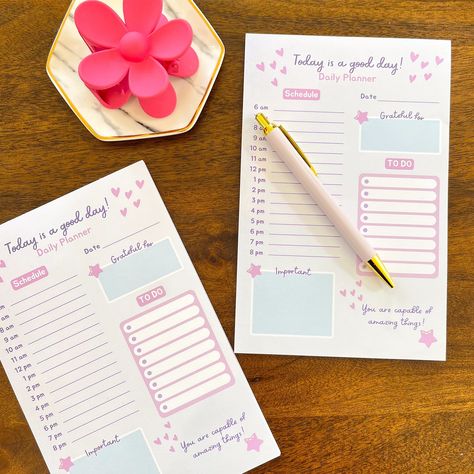 Today is a Good Day! Daily Planner Pad studyplanner #plumpaperplanner. Aesthetic Notepad, Make Today A Good Day, Daily Planner Ideas, Rainbow Journal, Daily Planner Book, Get Productive, Cute Daily Planner, Daily Planner Printables Free, Ipad Essentials