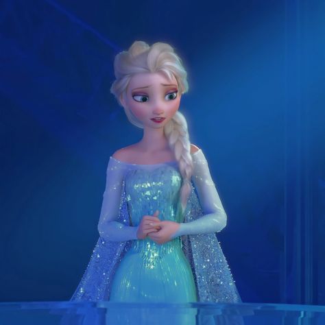 #frozen #disney #aesthetic #frozenicon #elsa #anna #olaf #kristoff #hans Elsa Frozen Pictures, Blue Disney Characters, Elsa Icon, Elsa Photos, Elsa Pictures, Elsa Anna Olaf, Frozen Sisters, Frozen Queen, Elsa Olaf