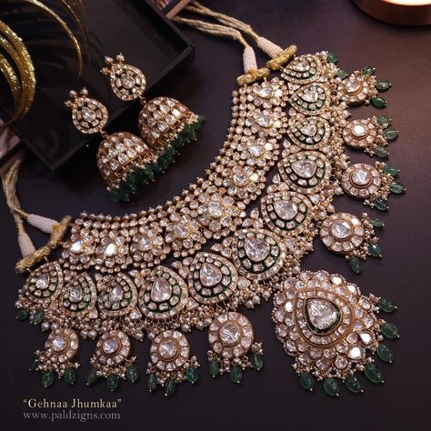 Gehnaa jhumkaa set moissanite polki Bridal Polki Sets, Polki Jewellery Brides, Reception Jewellery, Jewelry Room, Simple Bridal Jewelry, Polki Sets, Indian Wedding Jewelry Sets, Kundan Jewellery Set, Bridal Jewelery