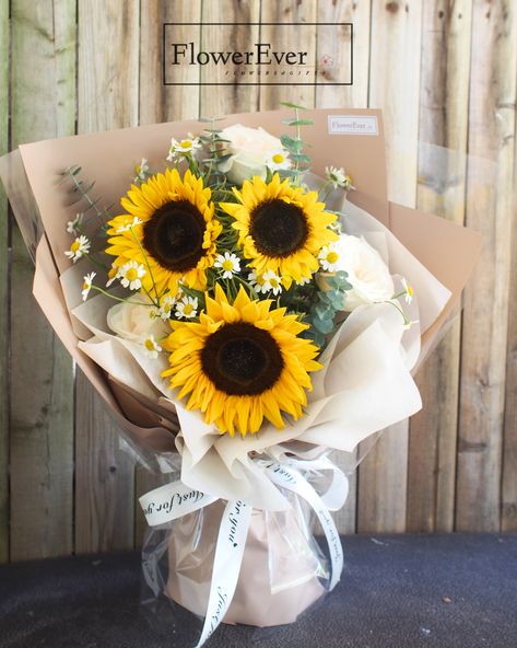 Sunflower Daisy Bouquet, Nyc Flower Shop, Nyc Flowers, New York Flower, Nyc Florist, Sunflower Daisy, White Rose Bouquet, Sunflower Bouquet, Sunflower Bouquets