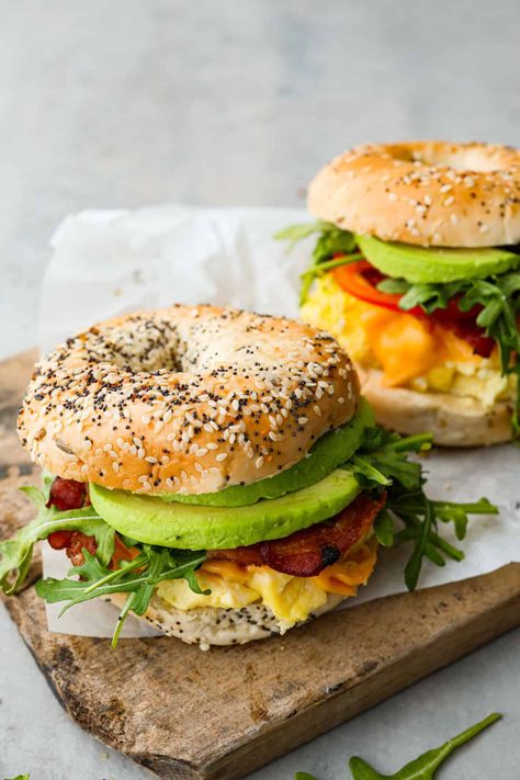 Start your morning off right with this hearty and filling Bagel Breakfast Sandwich. It has everything you need to fuel your body and to keep you full until lunch. These are also perfect for breakfast on the go and always hit the spot! Breakfast Ideas Bagels, Egg Bagel Sandwich, Bagel Sandwiches, Bagel Breakfast, Slow Cooker Breakfast Casserole, Bagel Breakfast Sandwich, Bagel Toppings, Slow Cooker Breakfast, Breakfast Burger