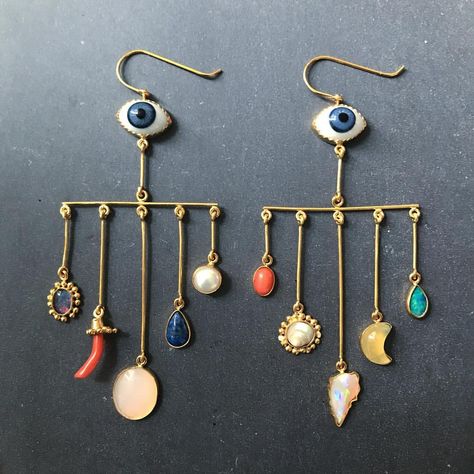 A Grainne Morton creation - pair of earrings made for @ny_now. Grainne Morton, Jewelry Hacks, Instagram Hacks, Trendy Jewerly, Winter Trends, Jewelry Photography, Hacks Diy, Dangling Earrings, Jewelry Display