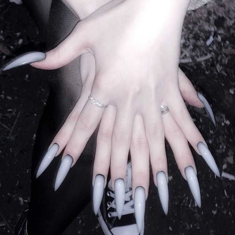 Drain Gang Nails, Short Sharp Nails, Nails Icon, Paznokcie Hello Kitty, Vampire Nails, Sharp Nails, Punk Nails, Gothic Nails, Claw Nails