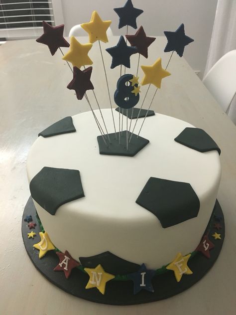 Simple boys soccer ( football ) cake in fondant Soccer Cake Ideas, Football Cakes For Boys, Boys Football Party, Football Cake Design, Birthday Cake Boys, Football Party Ideas, Soccer Birthday Cakes, Football Birthday Cake, Lemon And Coconut Cake