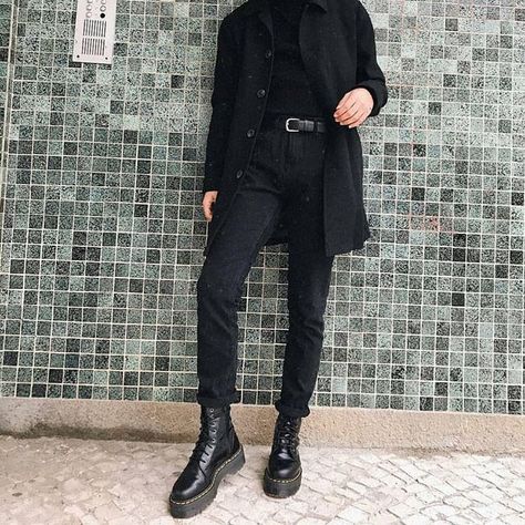 Which outfit do you like the most?🖤 Goth Outfits Men, Business Goth, Office Goth, Minimalist Grunge, Mens Work Outfits, Androgynous Outfits, Black Men Fashion Urban, Black Outfit Men, Buisness Casual