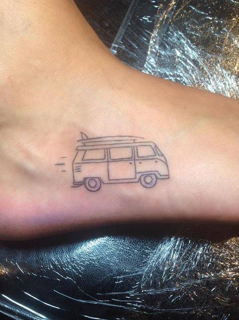 Volkswagen bus yesterday on a student from Germany. Vw Van Tattoo, Vw Bus Tattoo, Campervan Tattoo, Bus Tattoo, Camper Drawing, Van Tattoo, Vw Tattoo, Surf Tattoo, Tattoo Dress