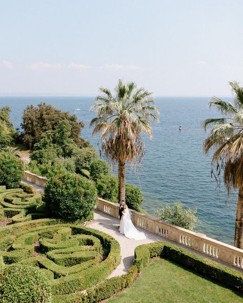 Tess & Terry - a love story in Lake Garda. What can I say about this couple and the day we captured this, is simple. The mood was amazing - ROMANTIC and DOLCE VITA. This is what a wedding session with a matching couple looks like. Swipe to see some of the final photos of their wedding on Lake Garda. W/ @officiant.europe @isola_del_garda #weddingphotographer #elopementphotographer #photographer #italyphotographer #weddingphotography #modernweddingphotography #modernphotography #minimalph... Lake Garda Wedding, Beaulieu Garden, Garden Wedding Venues, Wedding On Lake, Italian Wedding Venues, San Ysidro Ranch, Opulent Interiors, Modern Wedding Photography, Garden Wedding Venue