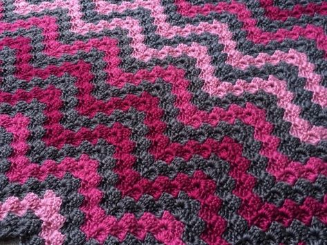 Pink Waves Blankets Free Crochet Patterns - Free Crochet Patterns Lacy Crochet Shawl, Crochet Patterns Blankets, Pink Waves, Soft Ombre, Grey Blanket, Crochet Shawl Patterns, Crochet Shawl Free, Ripple Afghan, Lacy Crochet