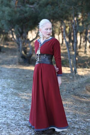 Winter viking woolen tunic "Girda the Snowdancer" Winter Viking, Medieval Tunic, Viking Tunic, Warm Dress, Wild Duck, Viking Dress, Ren Fair, Viking Women, Viking Clothing