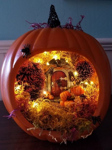 Pumpkin Diorama Ideas, Pumpkin House Carving Ideas, Pumpkin Diaromas, Halloween Pumpkin Contest Ideas, Pumpkin Diaramas, Halloween Diaroma, Fall Diorama, Pumpkin Houses, Pumpkin Diorama