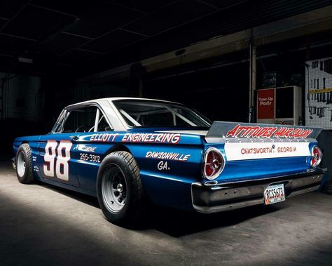 falcon Nascar Cars, Stock Car Racing, Old Race Cars, Car Inspiration, Ford Classic Cars, Ford Racing, Ford Falcon, Vintage Race Car, Us Cars