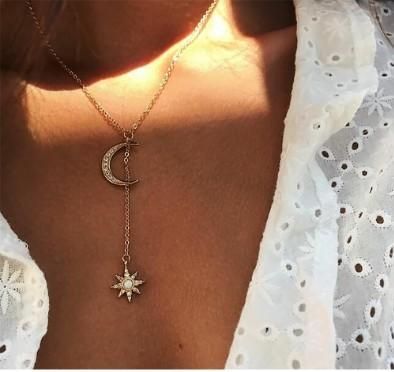 2018 Vintage Moon Star Necklaces Delicate And Simple Handmade Gold /Silver Filled Party Wedding Necklace Chokers Necklace From Janet2011, $0.69 | Dhgate.Com Birthday Necklace Gift, Star And Moon Necklace, Urban Outfitters Jewelry, Moonstone Pendant Necklace, Leather Choker Necklace, Stil Boho, Star And Moon, Layered Necklace Set, Moon Pendant Necklace