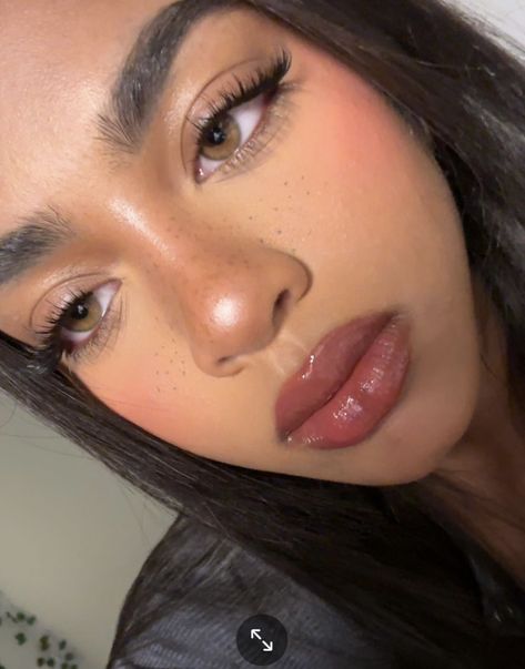 Dark Skin Light Eyes, Basic Makeup Looks, Carmen Core, Natural Beauty Makeup, Soft Makeup Looks, Swag Makeup, Minimal Makeup, Ethereal Makeup, Makeup Tut