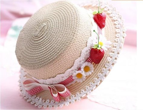 Kawaii Hat, Strawberry Dress, Teen Summer, Girls Handmade, Handmade Lace, Top Summer, Cute Hats, Kawaii Clothes, Party Accessories