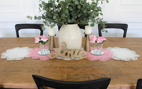 6 Easy DIY Dollar Tree Valentines Day Crafts And Decor Ideas - Simply Lovely Living Diy Valentines Day Wreath, Valentine Table, Valentine Table Decorations, Valentines Day Wreath, Diy Valentines Day, Valentines Day Crafts, Valentine's Day Printables, Rose Garland, Diy Roses