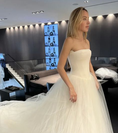 Lace Drop Waist Wedding Dress, Drop Waist Ball Gown Wedding Dress, Drop Basque Waist Wedding Dress, Drop Waist Wedding Dress Ball Gown, Tule Wedding Dress, Wedding Ethereal, Waist Wedding Dress, Drop Waist Wedding Dress, Bride Wars