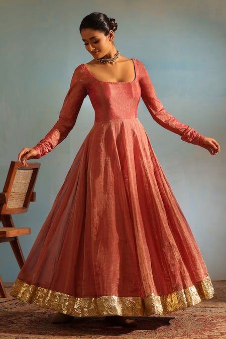 Buy Pink Tissue Silk Placement Lace Border Anarkali Churidar Set For Women by Weaver Story Online at Aza Fashions. Flared Anarkali, Anarkali Churidar, Silk Anarkali Suits, Designer Anarkali Dresses, Long Gown Design, Simple Frocks, Anarkali Dress Pattern, Traditional Dresses Designs, Traditional Indian Dress