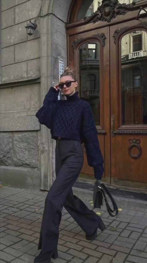 Long Pants Outfit Casual, Jumper And Trousers Outfit Work, Trousers And Boots Women, Jumper And Wide Leg Trousers, Autumn Outfits Trousers, Straight Leg Slacks Outfit, Fall Fashion Must Haves 2023, Outfits For Long Legs Ideas, Work Outfits Women Black Pants