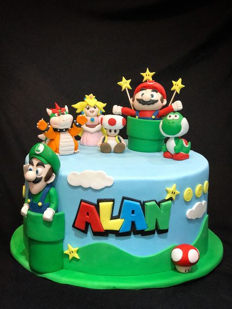 Super Mario Brothers birthday cake. Mario / Luigi / Princess / Toad / Yoshi / Bowser Super Mario And Bowser Cake, Bowser Birthday Cake Ideas, Super Mario Cake Bowser, One Tier Mario Cake, Super Mario Tiered Cake, Digger Cake, King Koopa, Super Mario Cake, Super Mario Bros Party