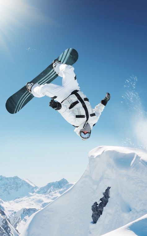 #extreme #jump #mountain #snowboarding #trick  #Sport. Read more: https://wallpapershd.info/wallpaper-extreme-mountain-snowboarding-jump-trick-1584219244.html Check more at https://wallpapershd.info/wallpaper-extreme-mountain-snowboarding-jump-trick-1584219244.html Marcus Kleveland, Boxer Fashion, Snow Board, Sports Aesthetic, Winter Vest, Body Glove, Snowboards, Extreme Sports, Winter 2023