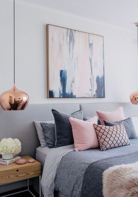 Bedroom inspiration for a great and pink Blush scheme with copper, textures and coloured cushion in grey, pink and pattern. Amazing artwork above the bed. #interiorbedroom Pink Bedroom Decor, Gold Bedroom, Grey Bedroom, Bedroom Color Schemes, Gray Bedroom, Bedroom Loft, Blue Bedroom, Master Bedrooms Decor, Decor Minimalist