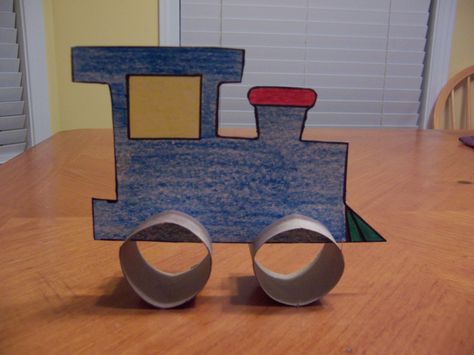 "Train" Craft for Preschoolers http://thestorytimelady.wordpress.com/2012/01/26/trains-all-aboard/ Bugs Craft, Train Craft, Trains Preschool, Cardboard Train, Train Crafts, Storytime Crafts, Transportation Crafts, Transportation Preschool, Train Theme