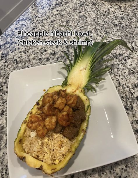 Food In Pineapple Bowl, Pineapple Hibachi Bowls, Hibachi Pineapple Bowl, Pineapple Bowls Chicken Shrimp Steak, Pineapple Bowls Chicken Shrimp, Fried Rice In Pineapple Bowl, Family Cookout, Cookout Ideas, Pineapple Bowl