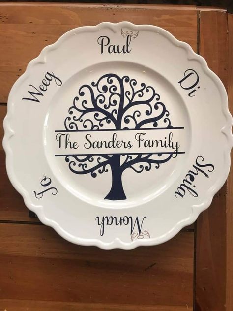 Cricut Plates, Crafts Cricut, Plate Crafts, Cricut Designs, Cricut Free, Pie Dish, Free Svg, Mother’s Day, Cricut Design