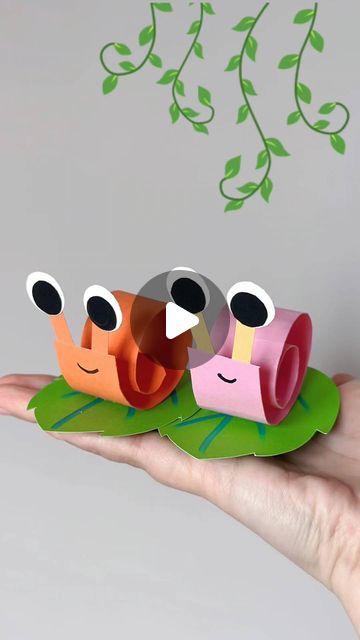 Snail Craft, Snail Art, Bug Crafts, Origami Love, Toddler Arts And Crafts, Easy Easter Crafts, Preschool Arts And Crafts, Easter Decorations Christian, Diy Origami