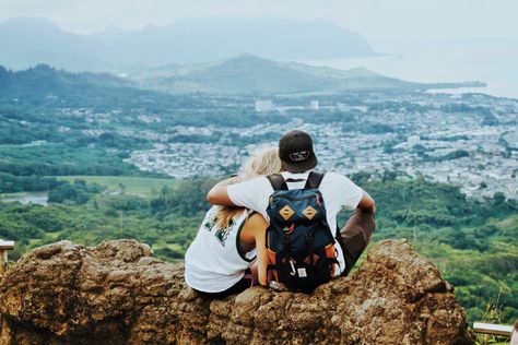 14 Reasons Why College Sweethearts Have The Strongest Relationships | Thought Catalog Words To Describe People, College Couples, College Sweethearts, Sweetheart Quotes, Cant Let Go, Getting To Know Someone, Thought Catalog, One Job, Strong Relationship