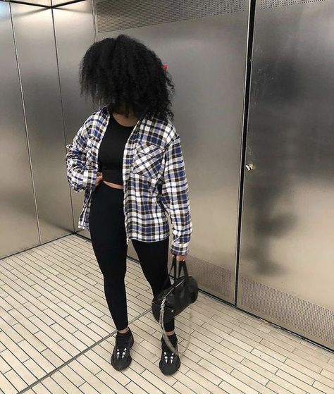 Flannel Outfits For Women, Baddie Fall Outfits, Flannel Outfit, Casual Oufits, Plus Size Baddie Outfits, Leggings Outfits, Flannel Outfits, Plaid Shirts, Jackets Women