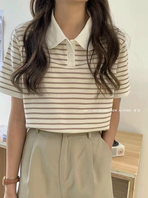 White Shirt And Trousers For Women, Korean Polo Outfit Women, Polo Korean Outfit, Polo Shirt Outfit Women's Korean, Polo Outfit Women's Korean, Neat Casual Outfits, Simple Casual Outfits, Dresses For Summer, Cute Outfit Ideas