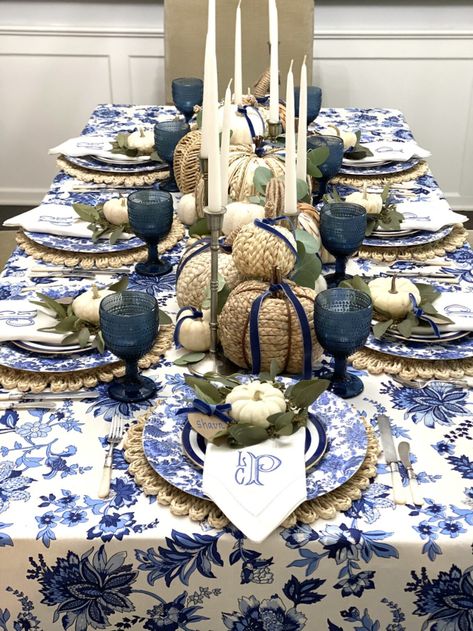 My Unique Thanksgiving Table: Blue, White & Straw - to have + to host Blue And White Dining Table Decor, Blue And White Fall Table Decor, Thanksgiving Table Settings Blue And White, Thanksgiving Blue Decor, Blue And White Fall Centerpiece, Blue White Dinnerware, Blue And Gold Thanksgiving Table, Blue And White Dining Room Table Decor, Blue Fall Table Decor