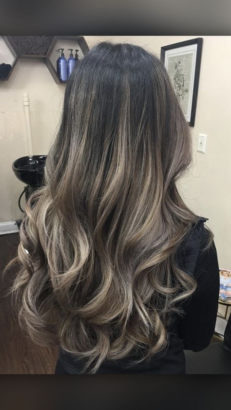 Blonde Highlights On Dark Hair Latina, Ash Blonde Balayage Black Hair, Black Hair To Ash Blonde, Ash Blonde Partial Highlights, Ashy Blonde Balayage On Black Hair, Blonde Balayage Black Hair, Platinum Highlights On Brown Hair, Black Hair 2023, Ashy Babylights On Dark Hair