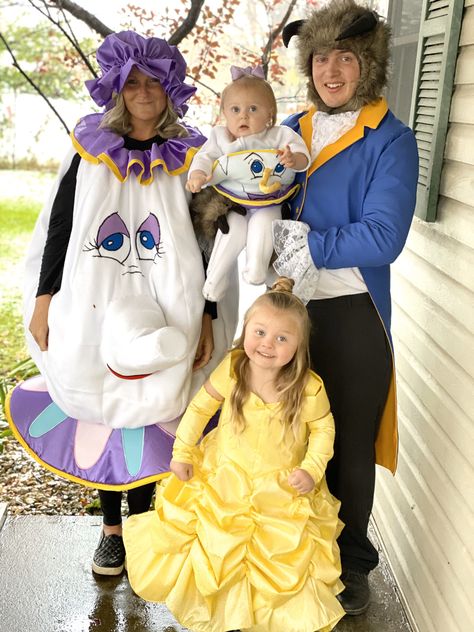 Beauty And The Beast Family, Beauty And The Beast Halloween Costume, Beauty And The Beast Halloween, Chip Costume, Disney Family Costumes, Belle Halloween, Beauty And The Beast Costume, Halloween Costumes For Family, Beast Costume