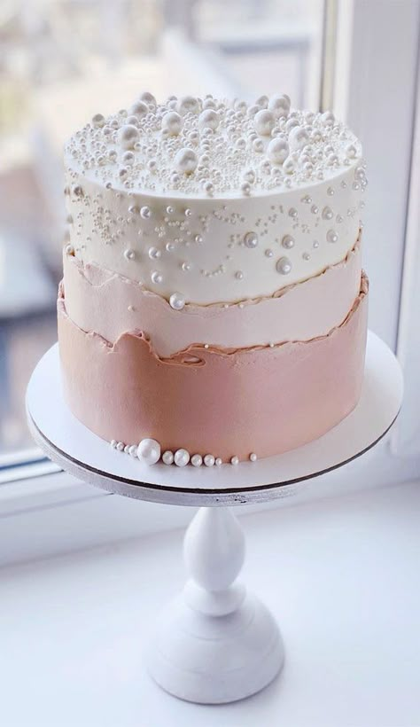 Pretty Cake Ideas, Strawberry Birthday Cake, White Birthday Cakes, Elegant Birthday Cakes, 16 Birthday Cake, Pink Birthday Cakes, Pretty Cake, Simple Cake Designs, Beautiful Birthday Cakes