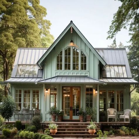 Green Farmhouse Exterior, Farmhouse Exterior Ideas, Green Farmhouse, Outdoor Look, Green Windows, Small Cottages, Exterior Makeover, Dream Cottage, Exterior Ideas