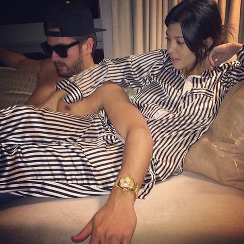 ☮✿★ BubbleGuumm✝☯★☮ Scott Disick And Kourtney, Scott And Kourtney, Lord Disick, Kourtney Kardashian Instagram, Khloe K, Penelope Disick, Robert Kardashian, Jenner Sisters, Scott Disick