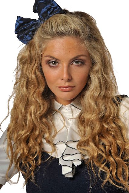 Influential: Tamsin Egerton - Posh Totty! Tamsin Egerton, Hair Muse, St Trinians, Female Actors, Posh Totty, Caramel Blonde, Full Maxi Skirt, Awesome Blouse, Hair Colours